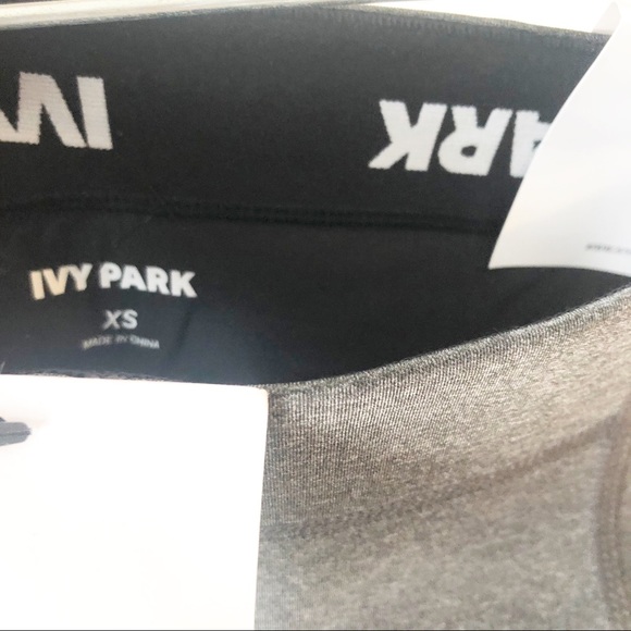 IVY PARK NWT MID RISE SCULPTED LEGGINGS CAPRI XS - Picture 7 of 7